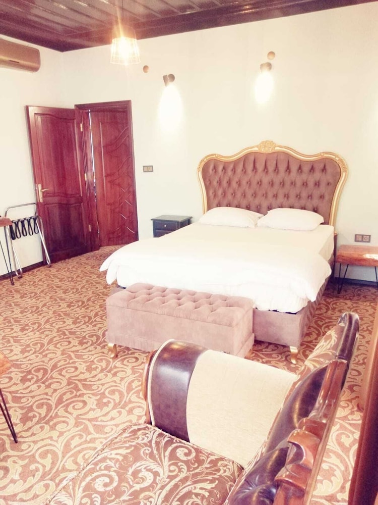 KayiBeyi Hotel Restaurant 7/32