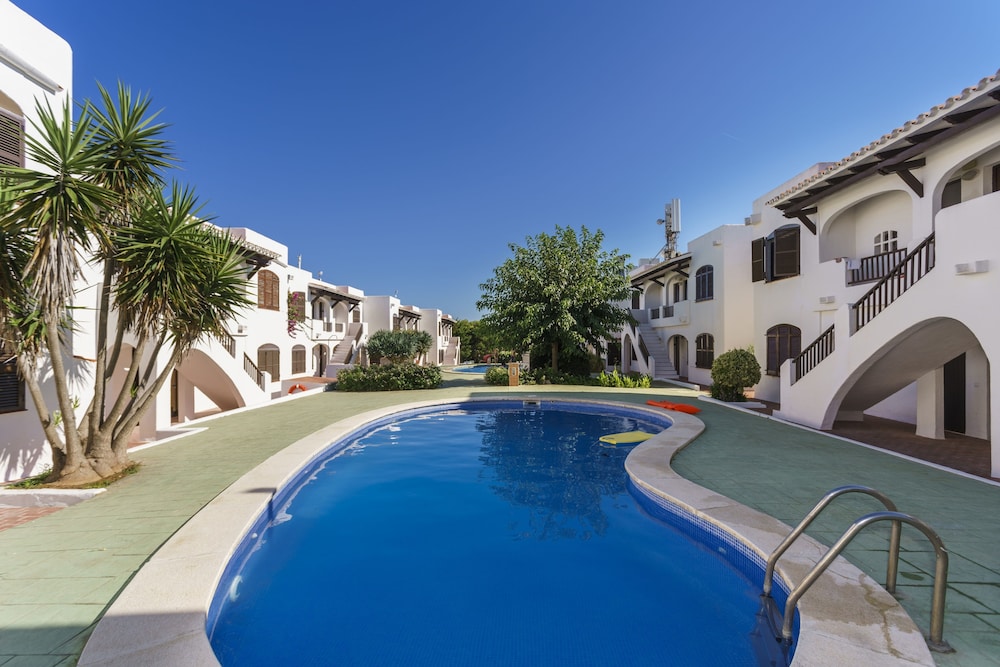 Apartamentos Posidonia 33/36