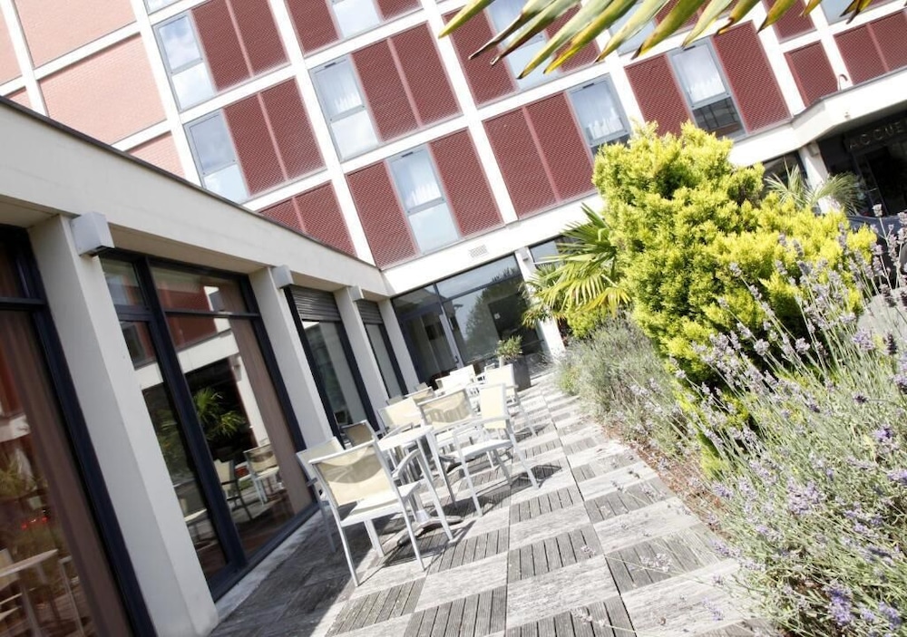 Brit Hotel Du Stade 2/46