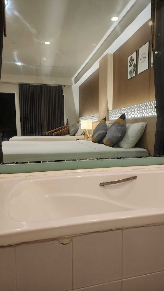 I Krabi Hostel Aonang 39/41