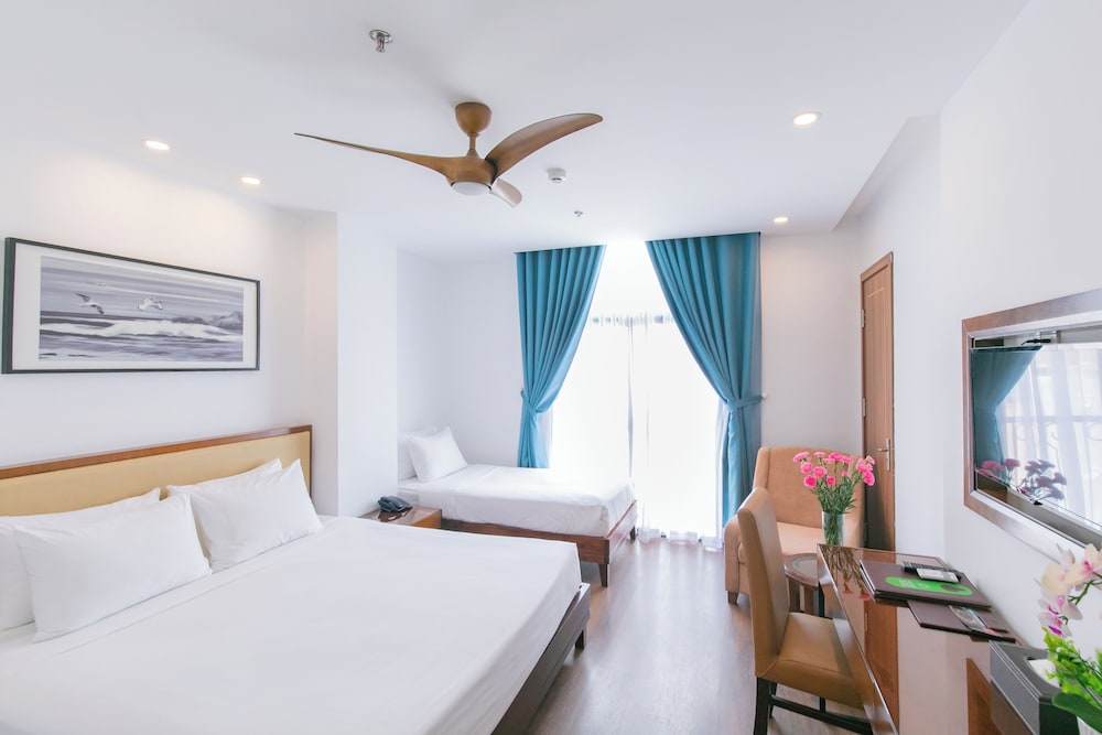 Ritzy Boutique Hotel Da Nang 30/77