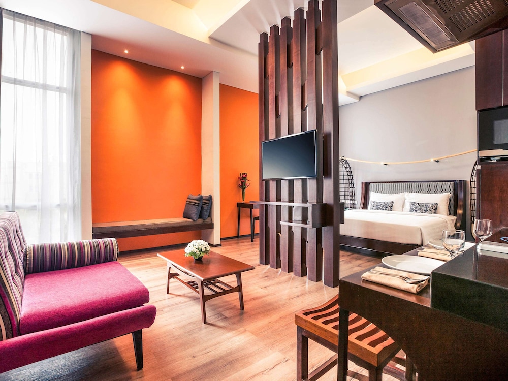 Mercure Surabaya Grand Mirama 51/81