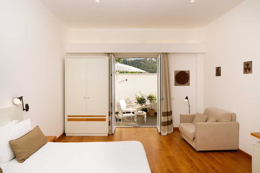 Villa Fiorella Art Hotel 54/80