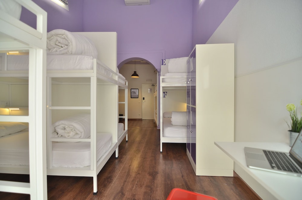 Far Home Atocha 35/50
