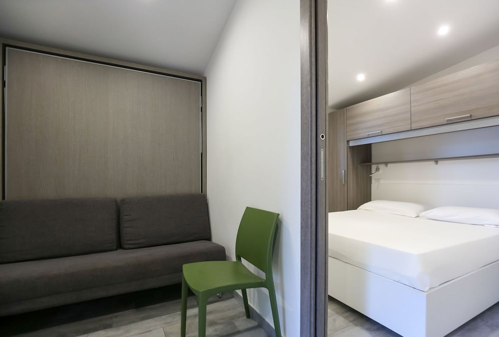 Santa Fortunata Village Camping 39/85