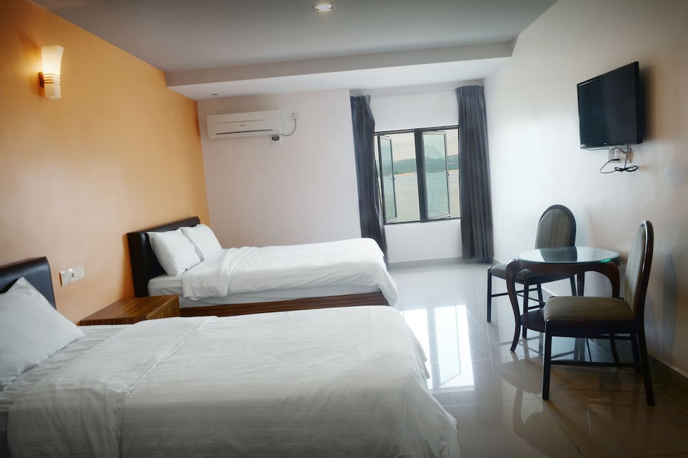 Brezza Hotel Sitiawan 7/21