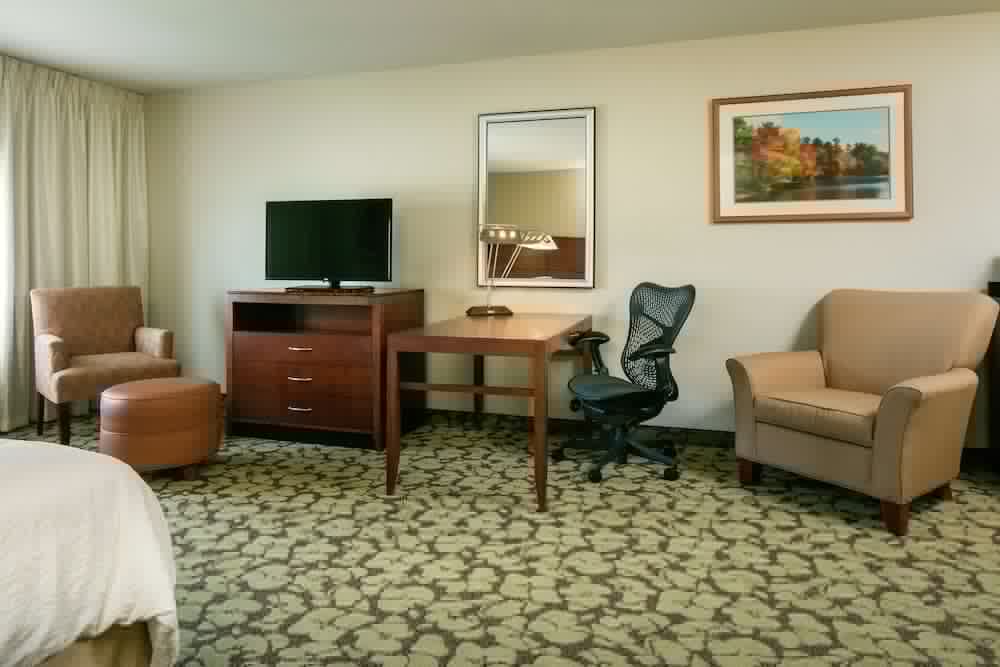 Hilton Garden Inn Omaha West 51/54