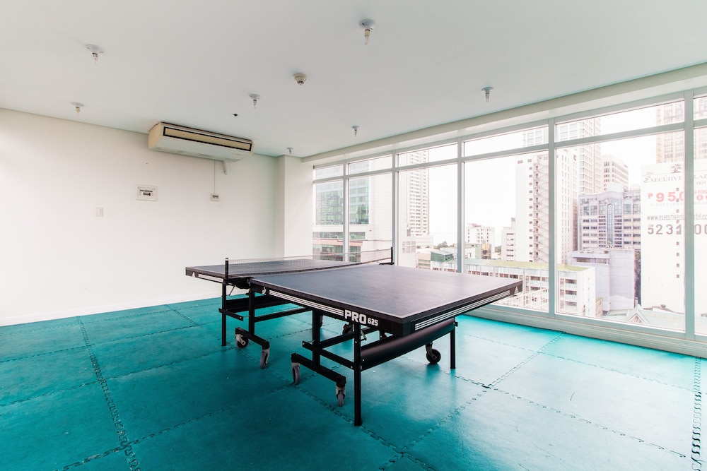 Pacific Bay Grand Suites 38/50