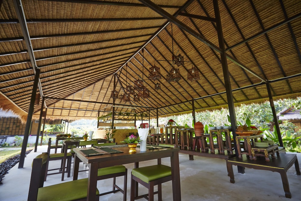 Wareerak Hot Spring And Wellness 33/50