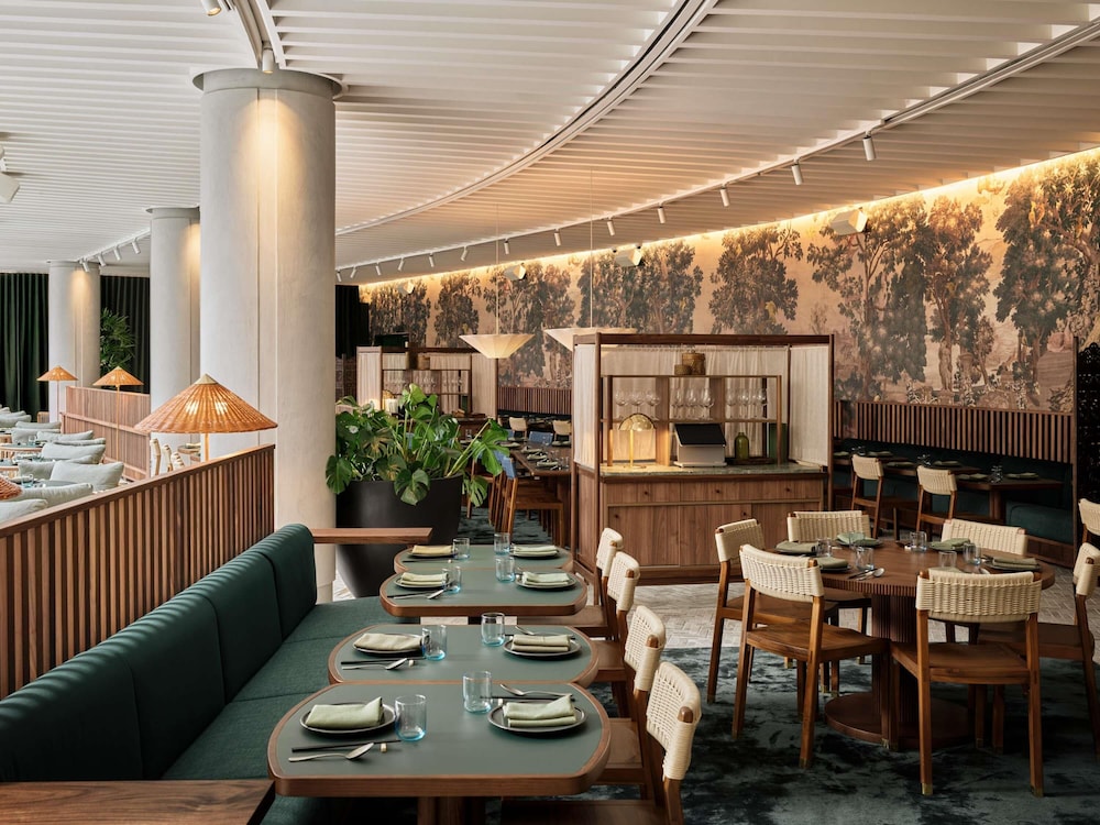 Sofitel Sydney Wentworth 52/70
