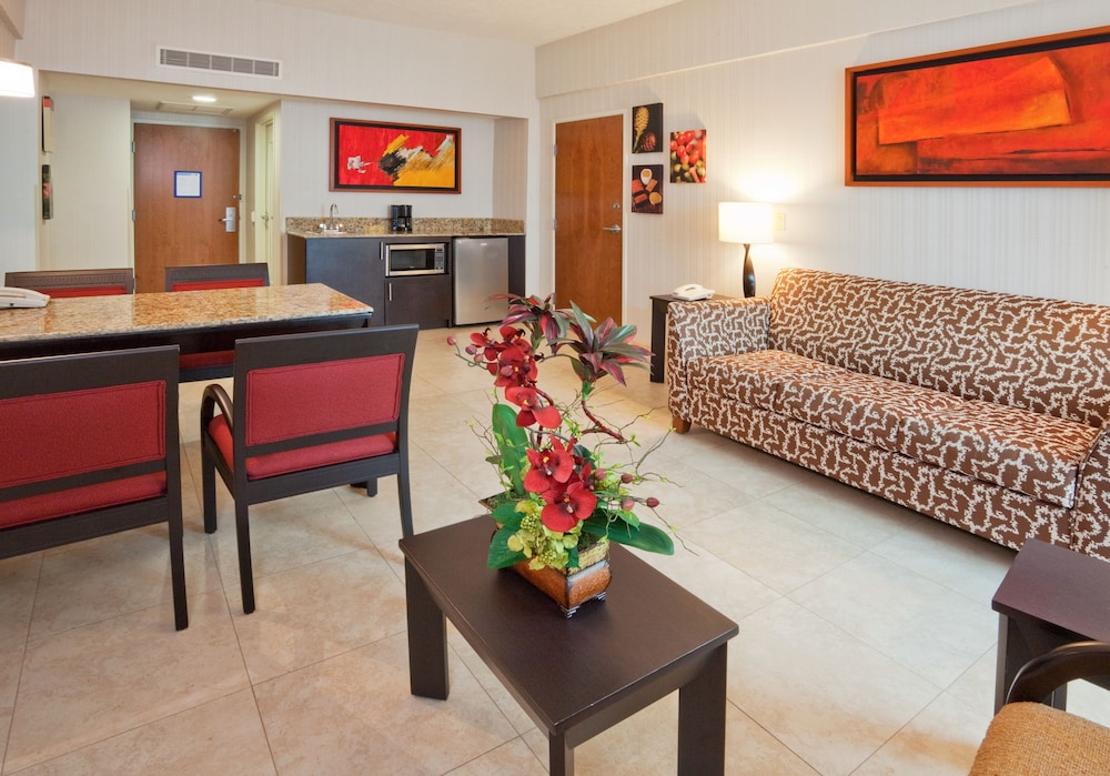 Holiday Inn Express Tapachula Chis 46/60