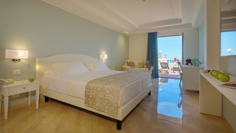 Deluxe Double Single Use Room