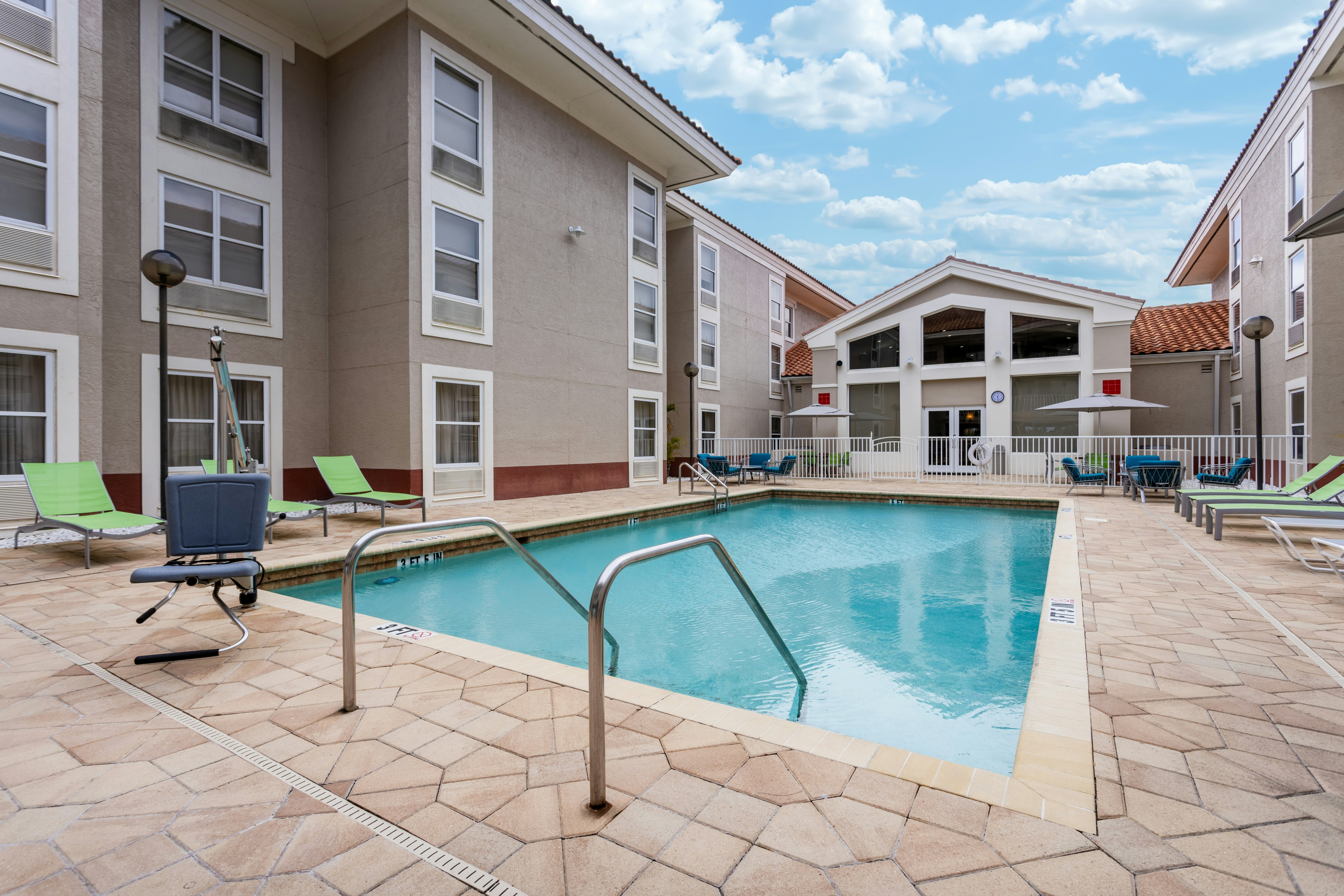 Hampton Inn & Suites Venice Bayside South Sarasota 35/36