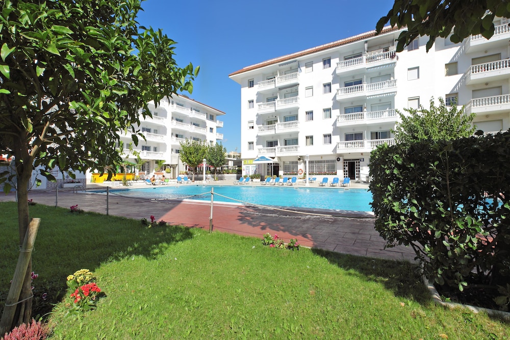 Europa Apartments 25/34