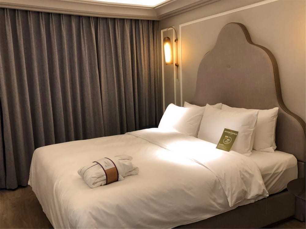 Mercure Hangzhou West Lake 24/59