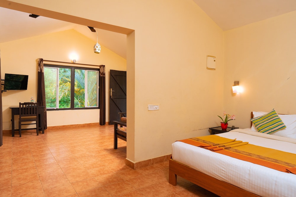 DELUXE, SUITE, GARDEN VIEW