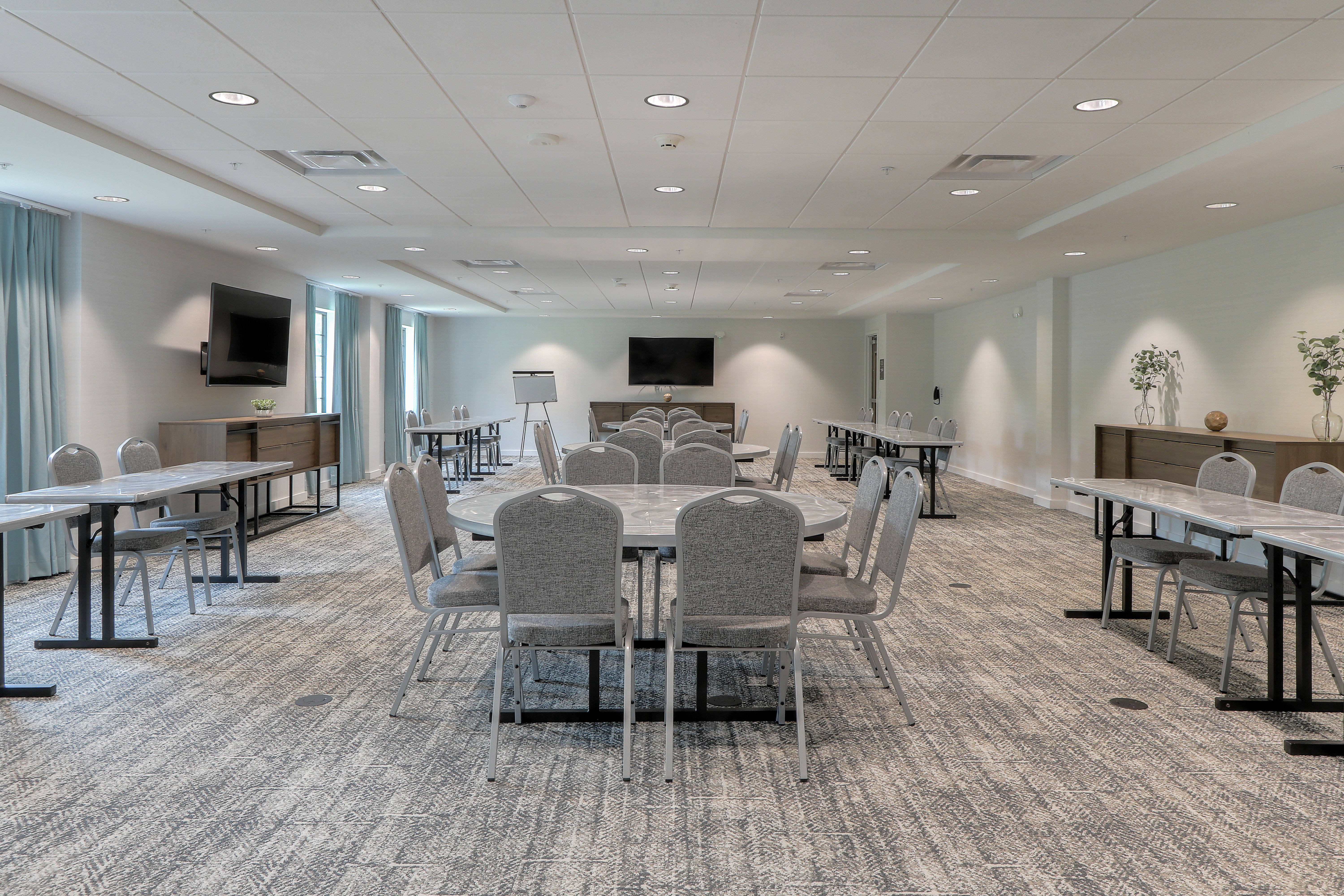 Staybridge Suites Pigeon Forge - Smoky Mtns, an IHG Hotel 39/50