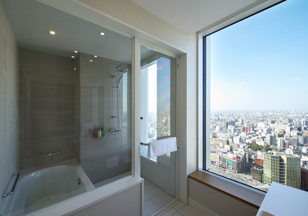 NAGOYA JR GATE TOWER HOTEL 8/31