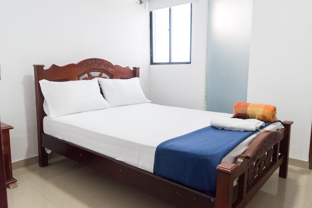 Hotel Aquarius 4/40
