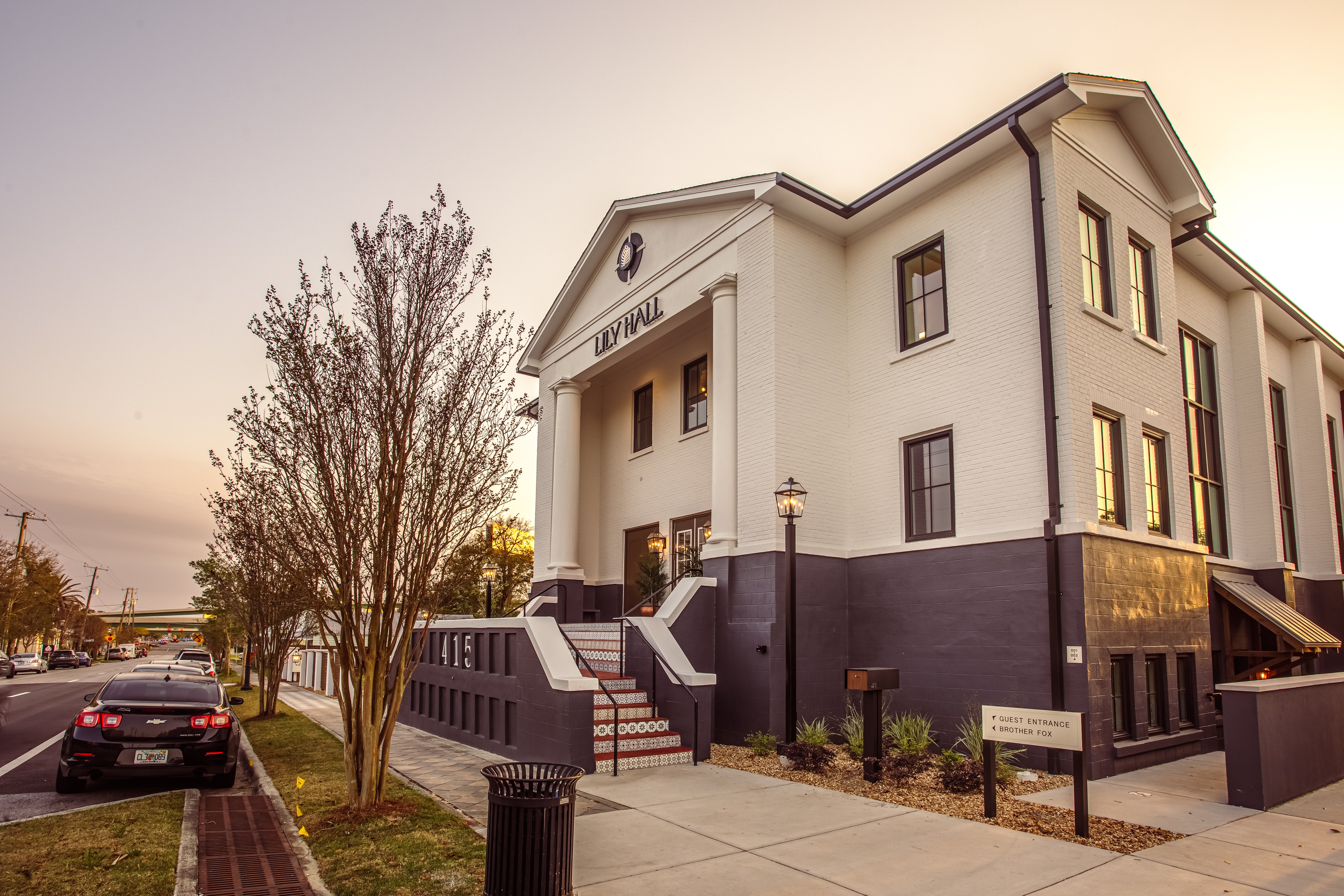 Lily Hall 32/38