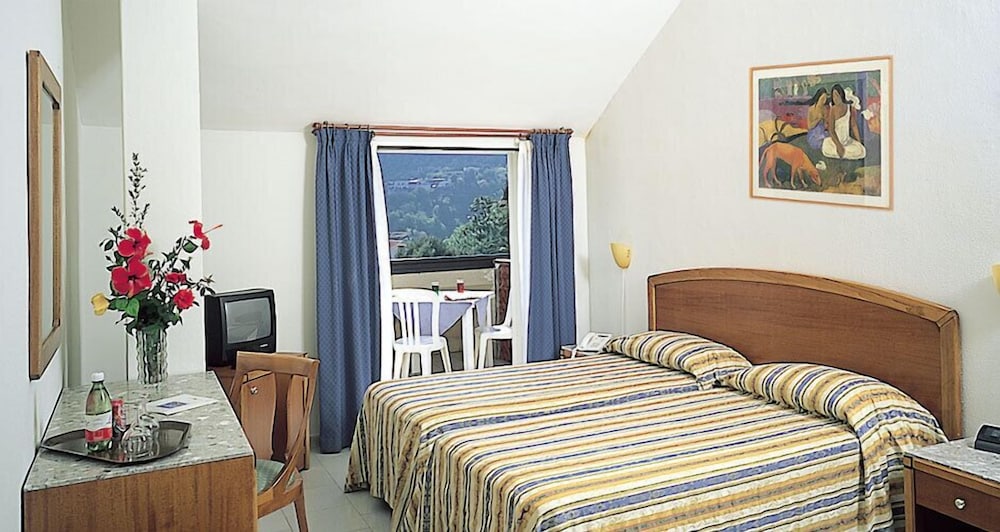 STANDARD, DOUBLE BED