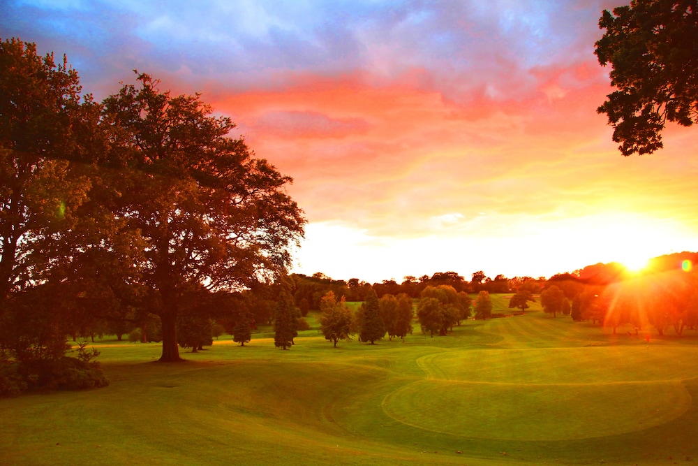 Shaw Hill Golf Resort & Spa Hotel 47/50