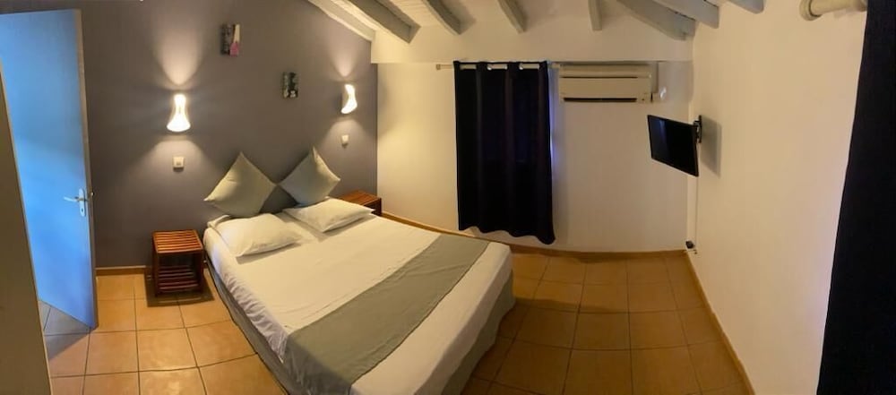 Courbaril Village 13/50