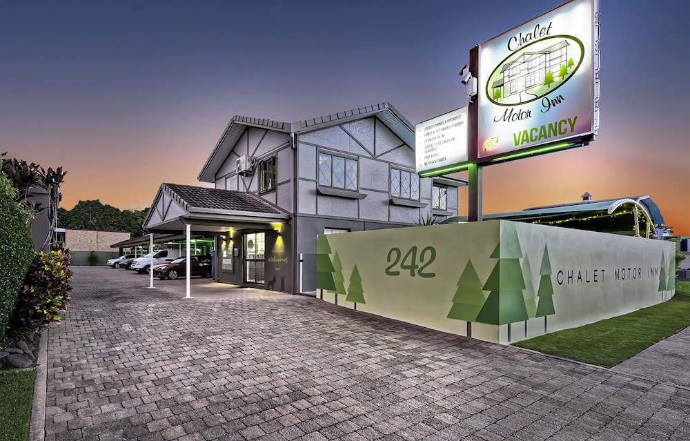 Chalet Motor Inn 1/41