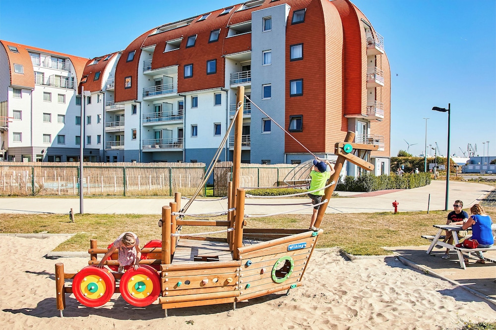 Holiday Suites Zeebrugge 38/46