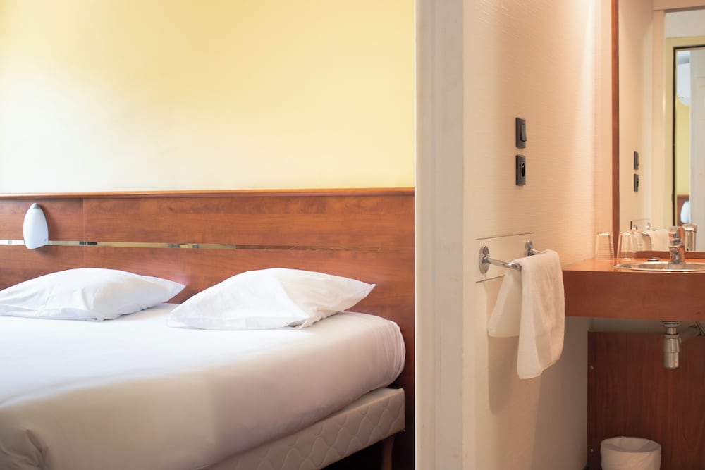 Brit Hotel Agen - L Aquitaine 21/53