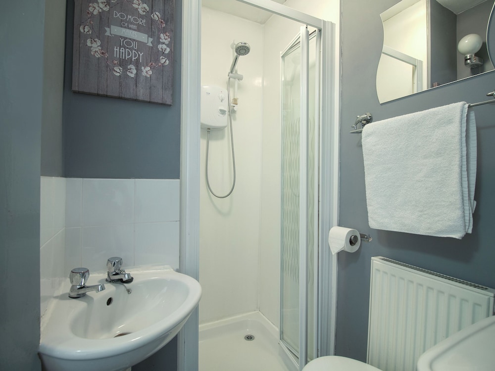 OYO Hotel Clamart 50/50