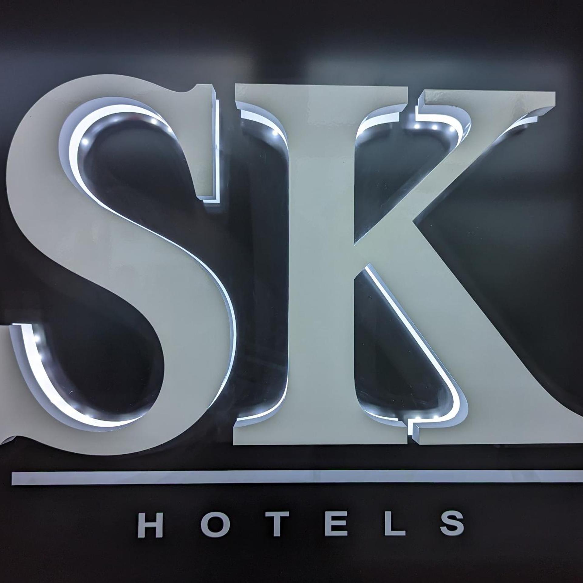 Shepiston Lodge Heathrow 14/14