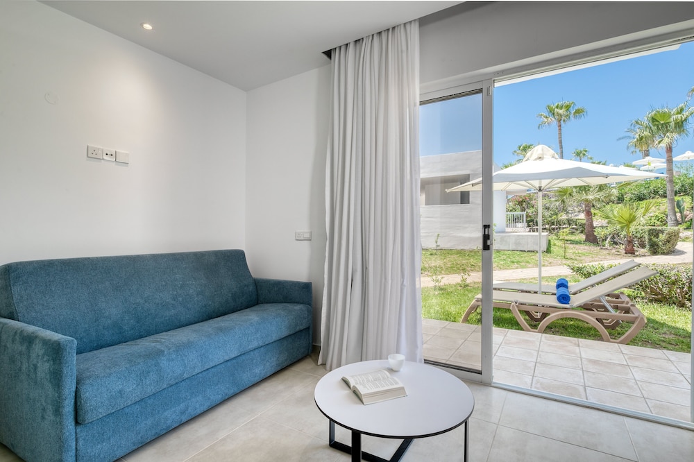 Atlantica Sungarden Beach Hotel 54/75