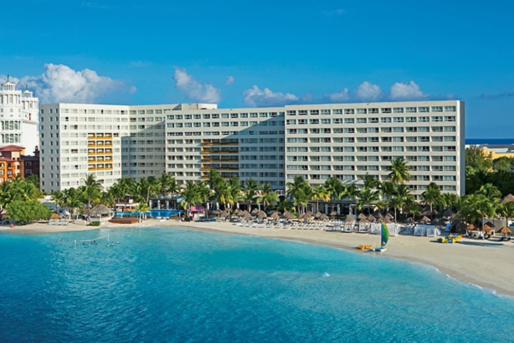 Dreams Sands Cancun Resort and Spa 7/67