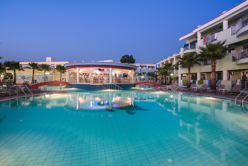 Caretta Beach Resort & WaterPark 11/91