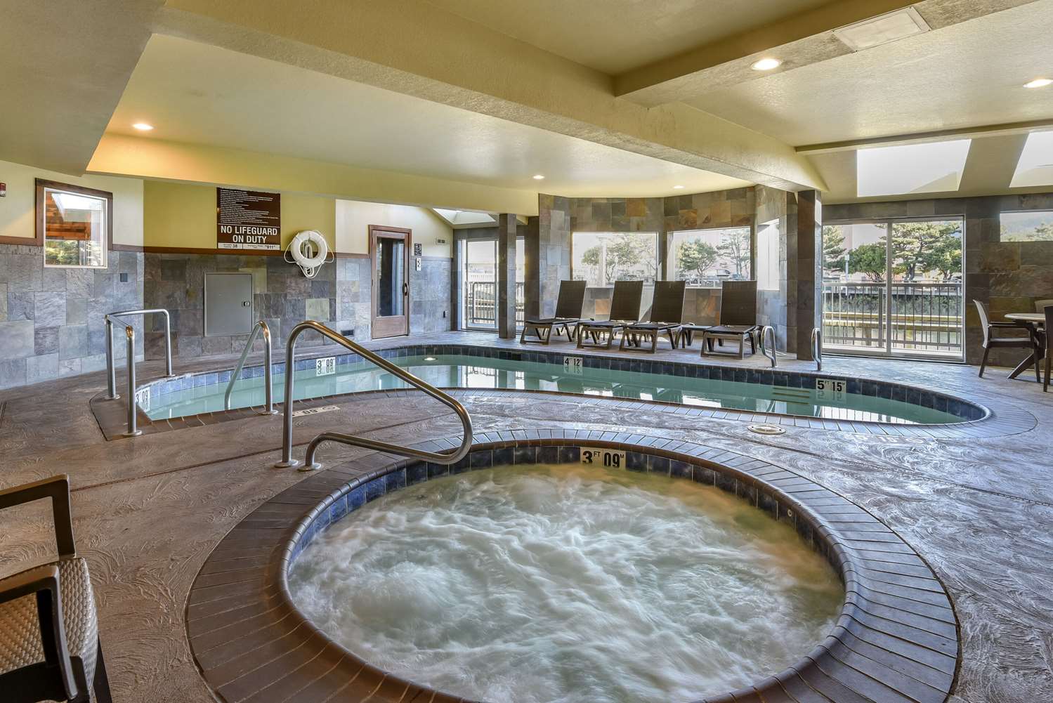 The Kathryn Riverfront Inn Ascend Hotel Collection 6/20