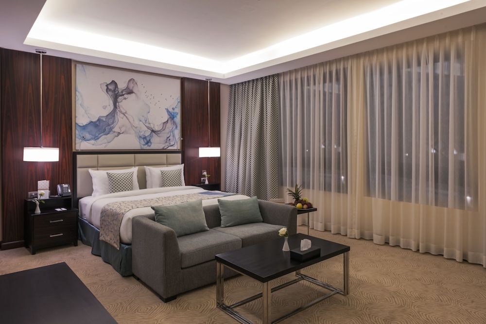 Triumph Luxury Hotel 49/64