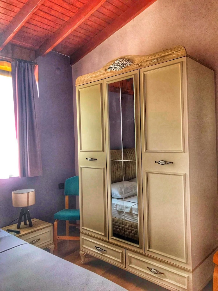 Cunda Thelara Otel 16/34