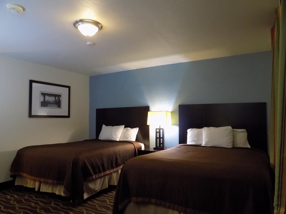 Budget Inn 12/25
