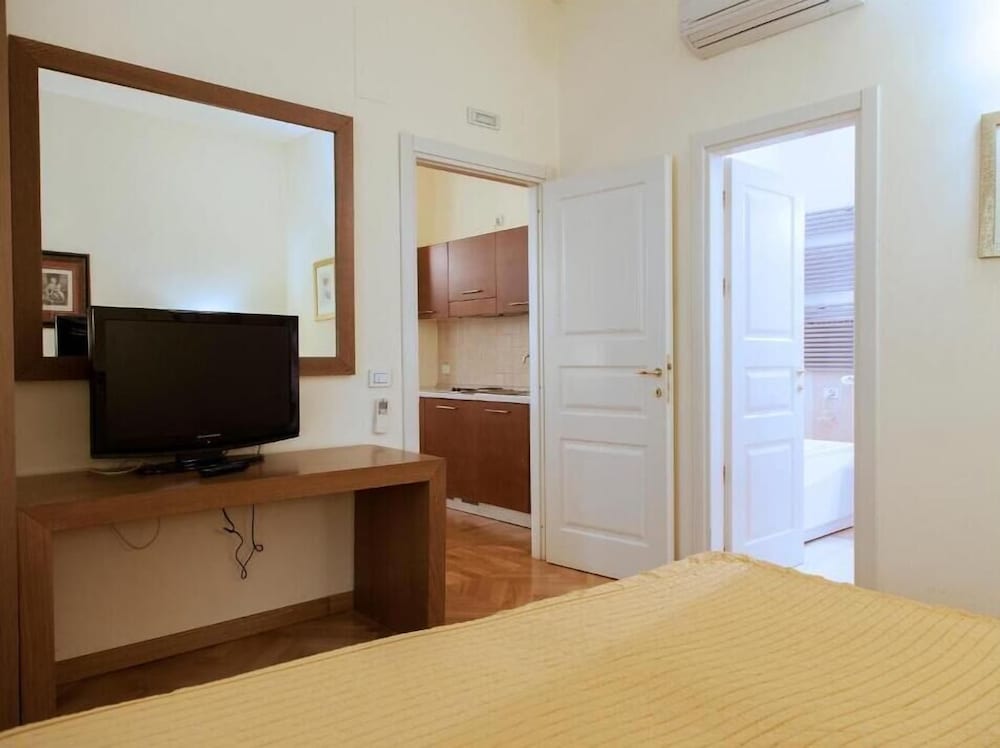 Residenza Dei Capitani 28/43