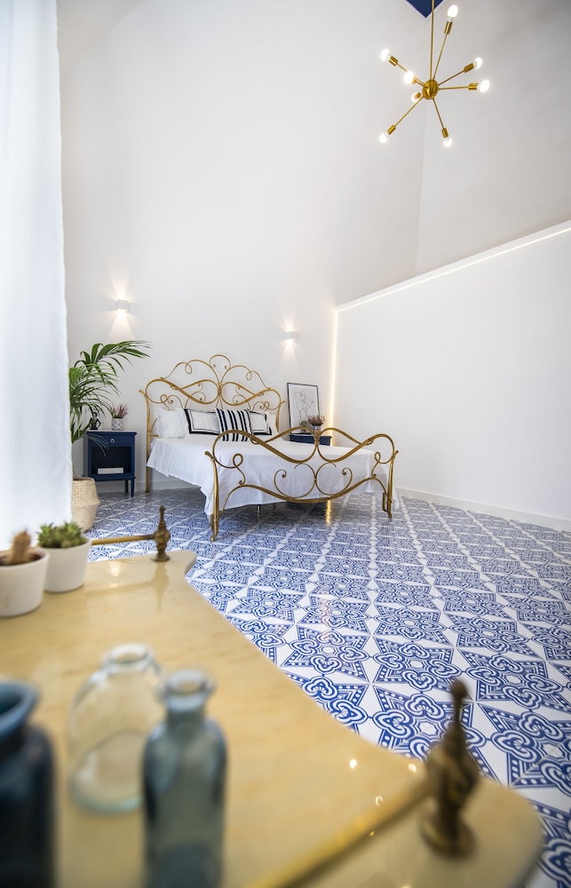 Crudo Home 70/76