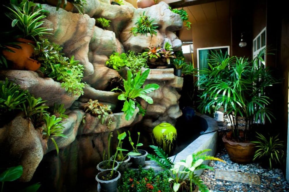 Baan Phuanda Phuket 75/79