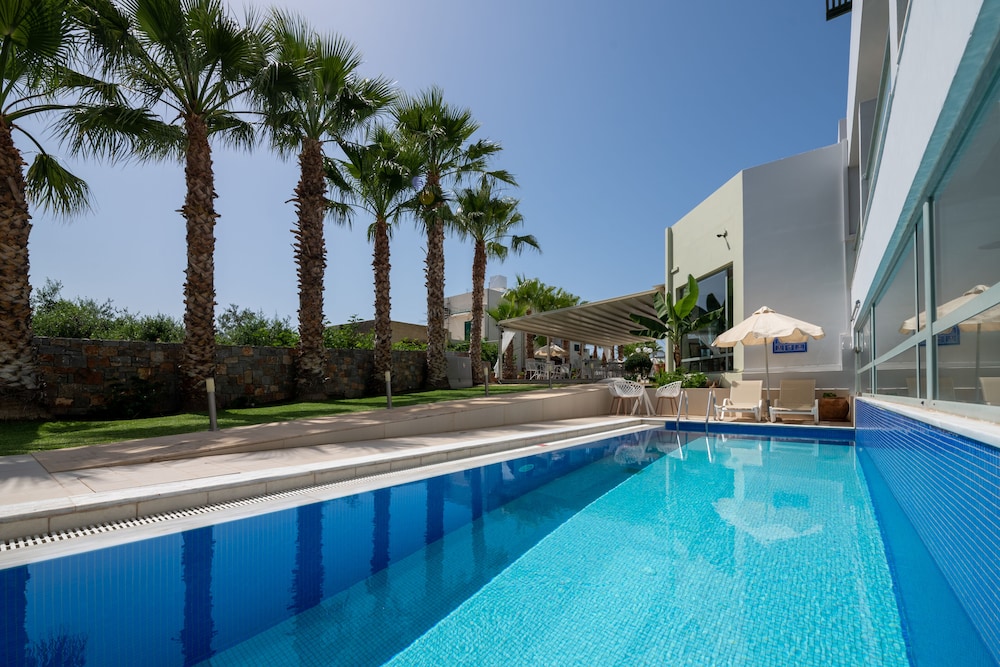 Angela Suites Boutique Hotel 39/61