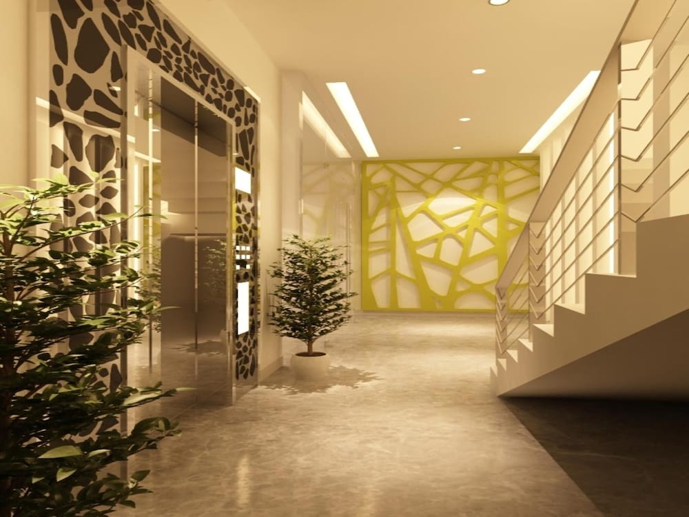 Royal City Hotel 35/55