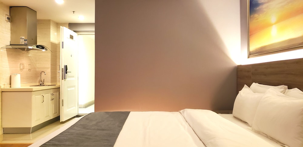 Xi'an Phoenix Holiday Hotel 14/30