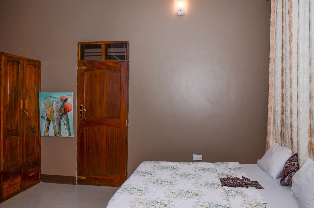 Mama Thea Homes - Hostel 15/45
