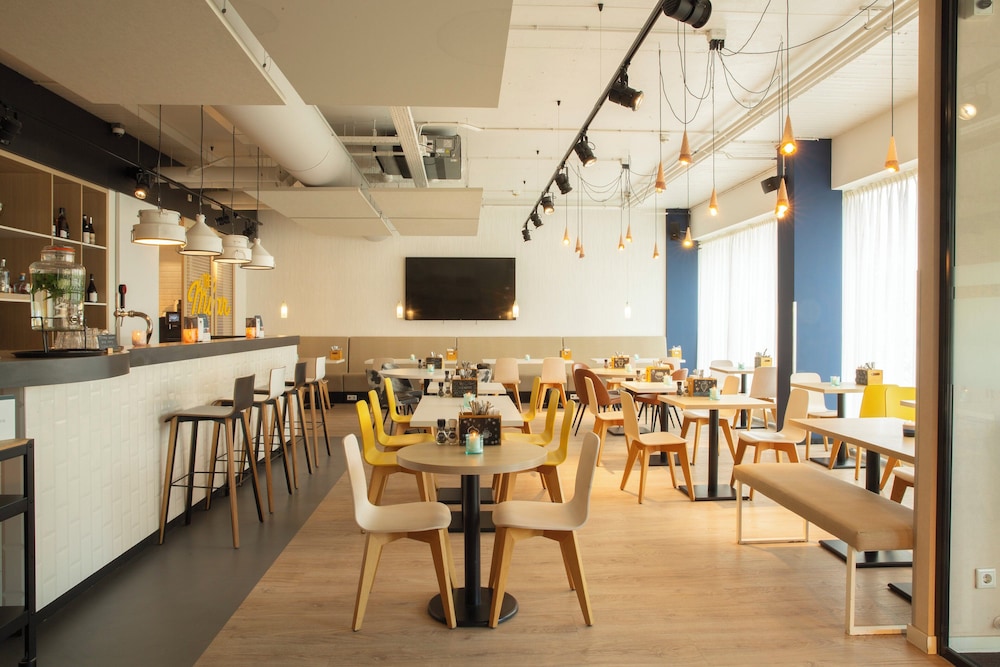 Holiday Inn - the niu, Dairy Haarlem by IHG 45/58