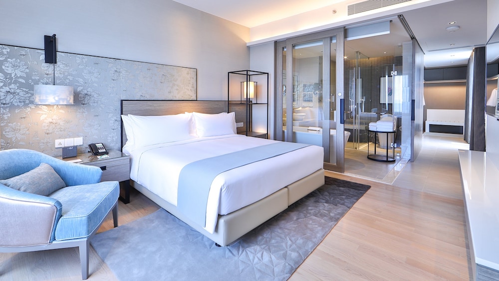 Holiday Inn & Suites Rayong City Centre 23/77