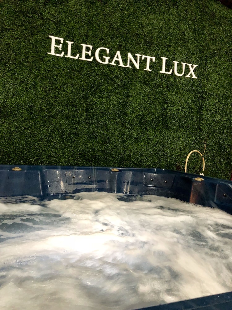 Hotel Elegant Lux 85/90