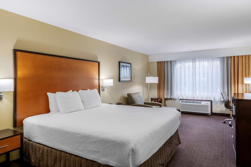 Best Western Cascade Inn & Suites 13/54